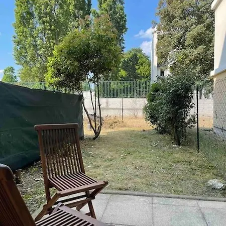 Calme Et Jardin Proche Stade De France Montmagny